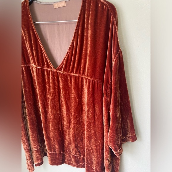 Free People CP Shades Crushed Velvet Boho Slouchy Deep V Mini T Shirt Dress - Picture 6 of 11
